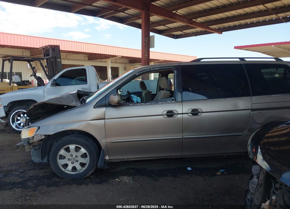 2003 HONDA ODYSSEY VIN: 5FNRL186X3B124425