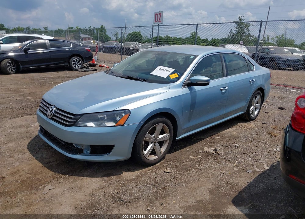 2013 VOLKSWAGEN PASSAT 2.5L SE VIN: 1VWBP7A33DC057302