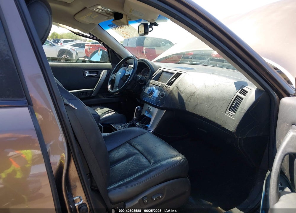 2008 INFINITI FX35 VIN: JNRAS08U18X104201