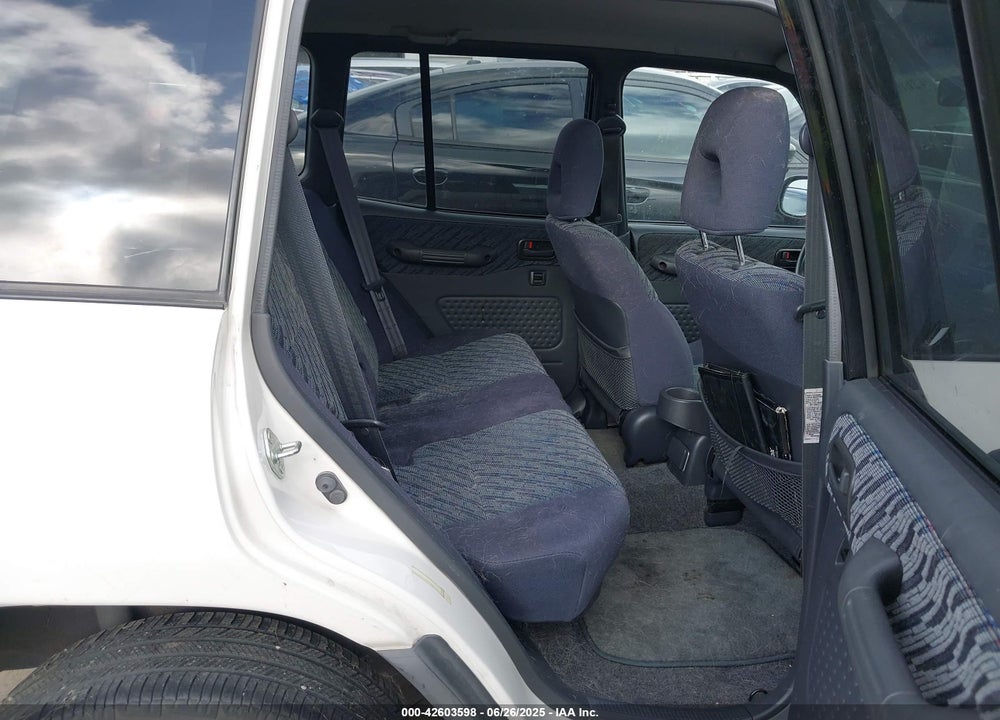 1999 TOYOTA RAV4 VIN: JT3GP10V2X0037397