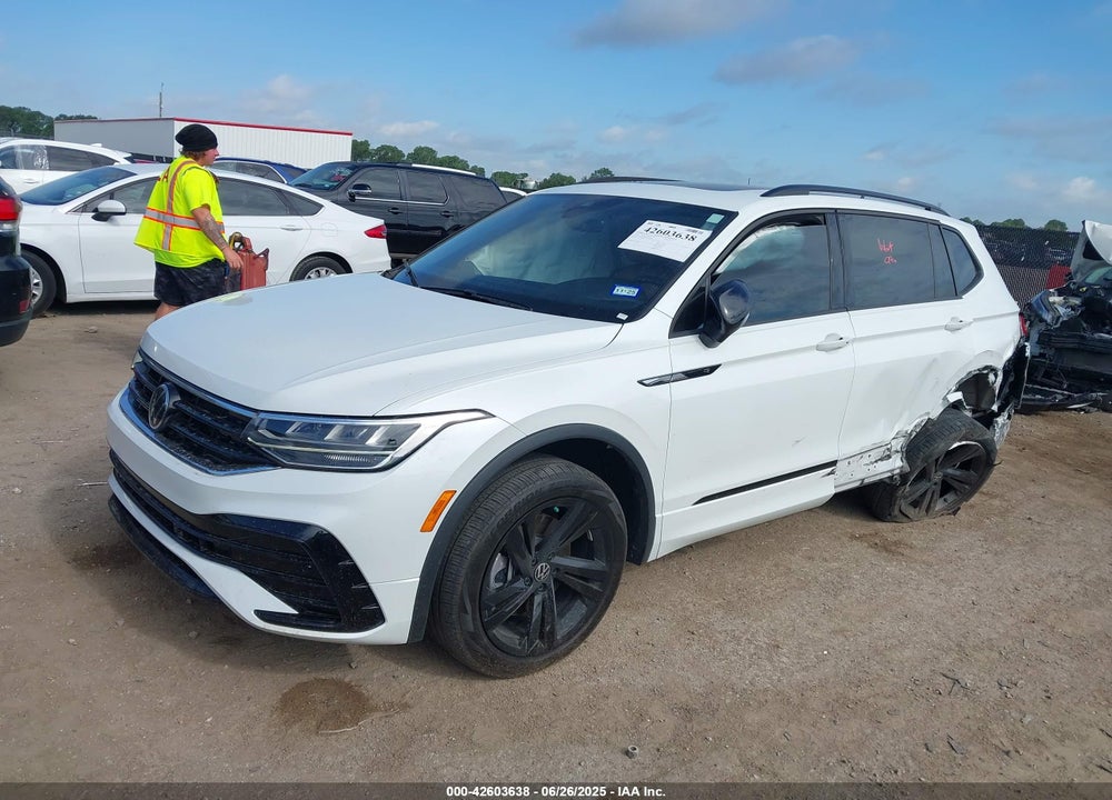 2023 VOLKSWAGEN TIGUAN VIN: 3VVCB7AXXPM004545