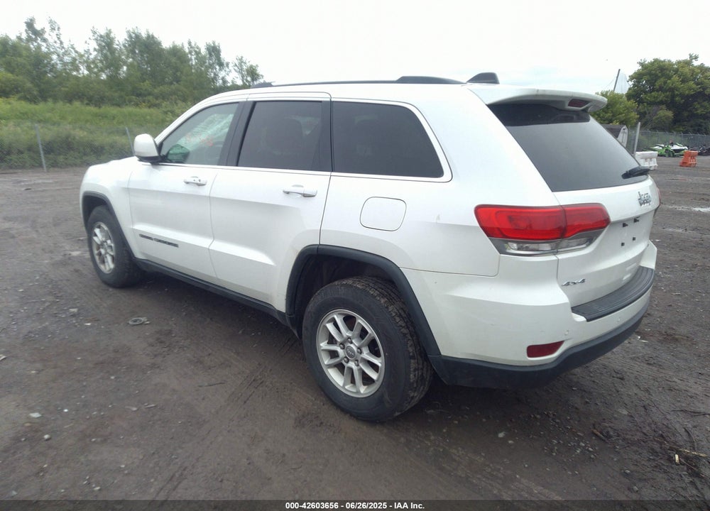 2018 JEEP GRAND CHEROKEE LAREDO E 4X4 VIN: 1C4RJFAGXJC276947
