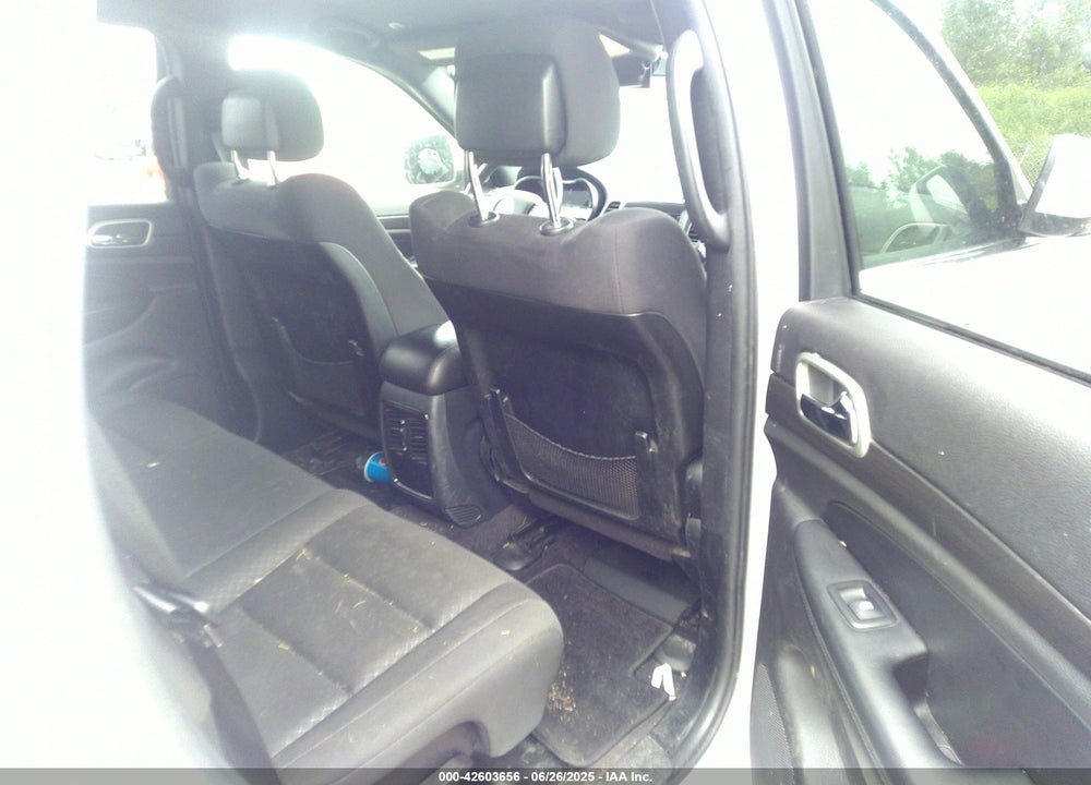 2018 JEEP GRAND CHEROKEE LAREDO E 4X4 VIN: 1C4RJFAGXJC276947