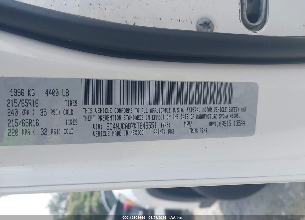 2019 JEEP COMPASS SPORT FWD VIN: 3C4NJCAB7KT646551