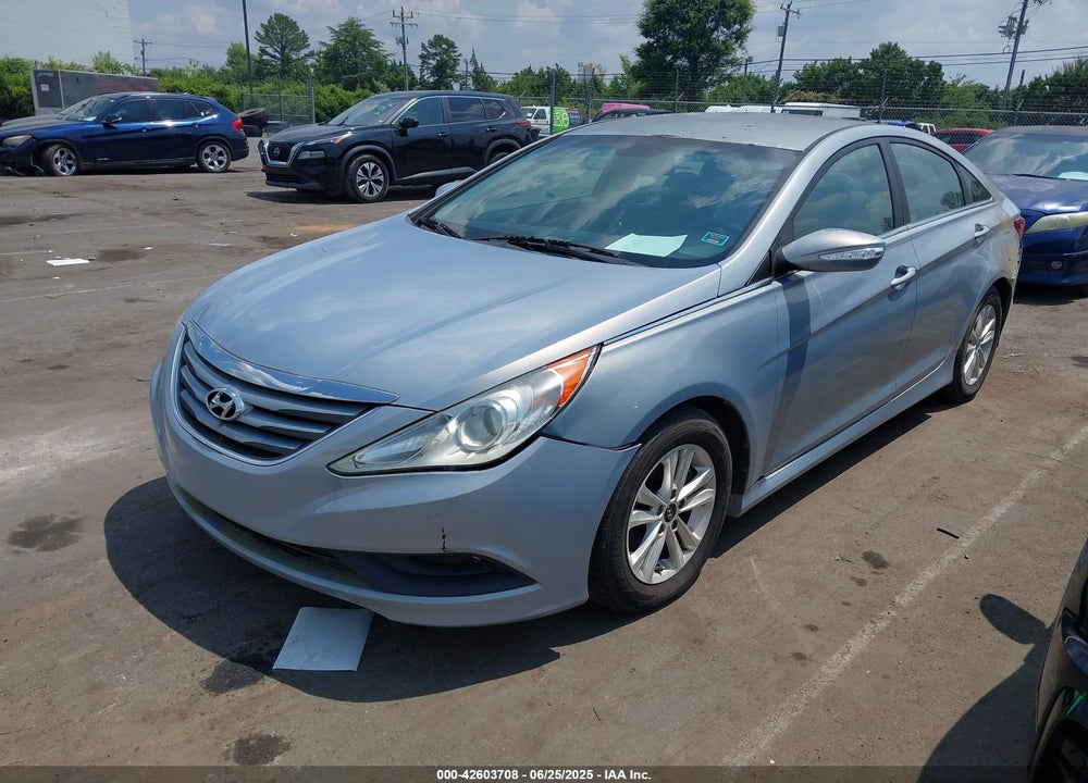 2014 HYUNDAI SONATA VIN: 5NPEB4AC3EH830711