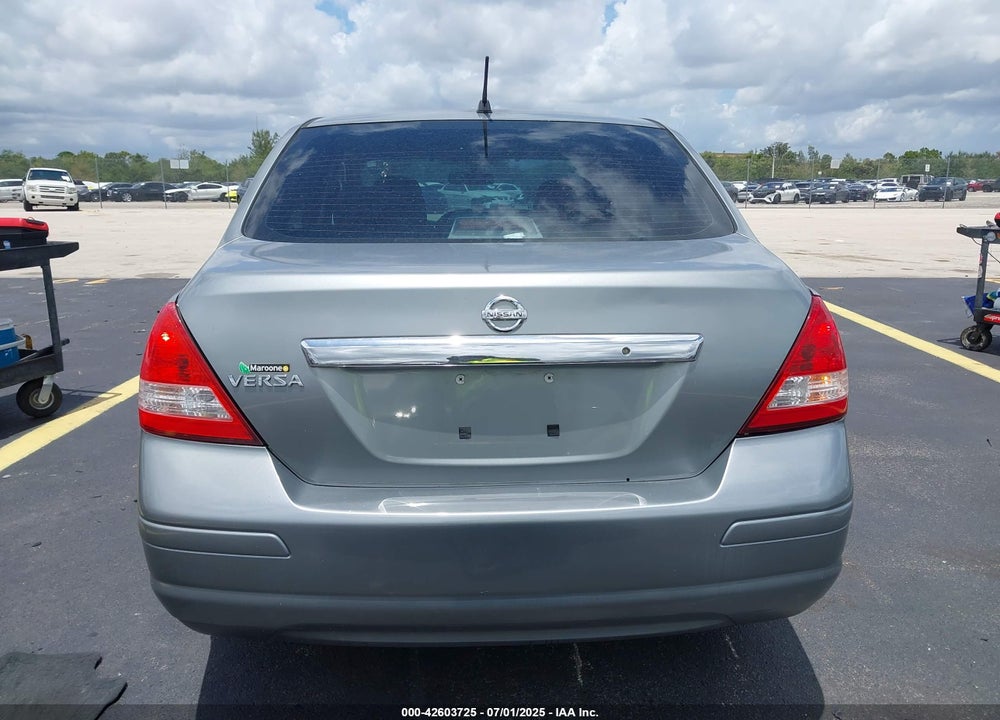 2009 NISSAN VERSA VIN: 3N1BC11E89L495132