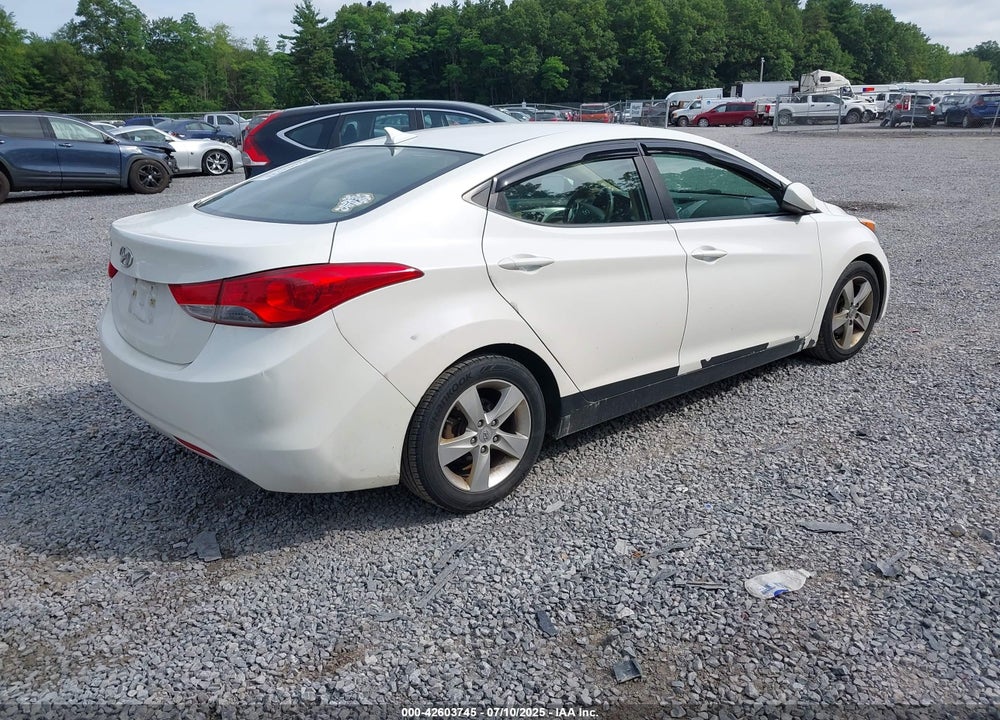 2011 HYUNDAI ELANTRA VIN: 5NPDH4AE5BH049664