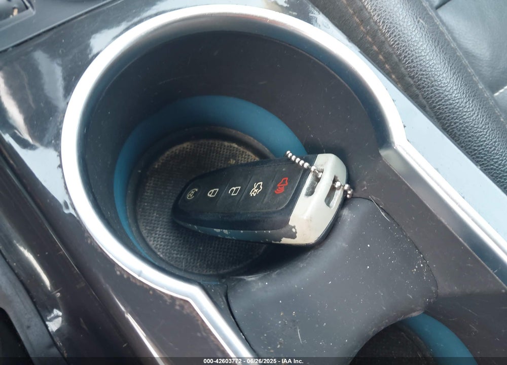2014 FORD ESCAPE VIN: 1FMCU9J91EUA87082