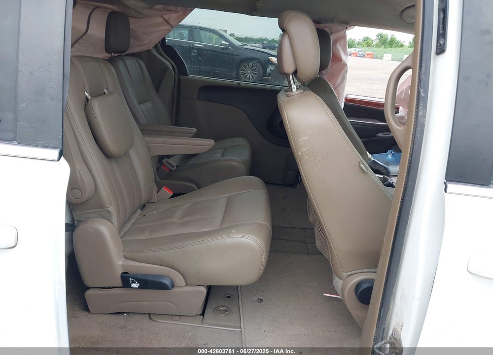 2016 CHRYSLER TOWN & COUNTRY TOURING VIN: 2C4RC1BG1GR287198