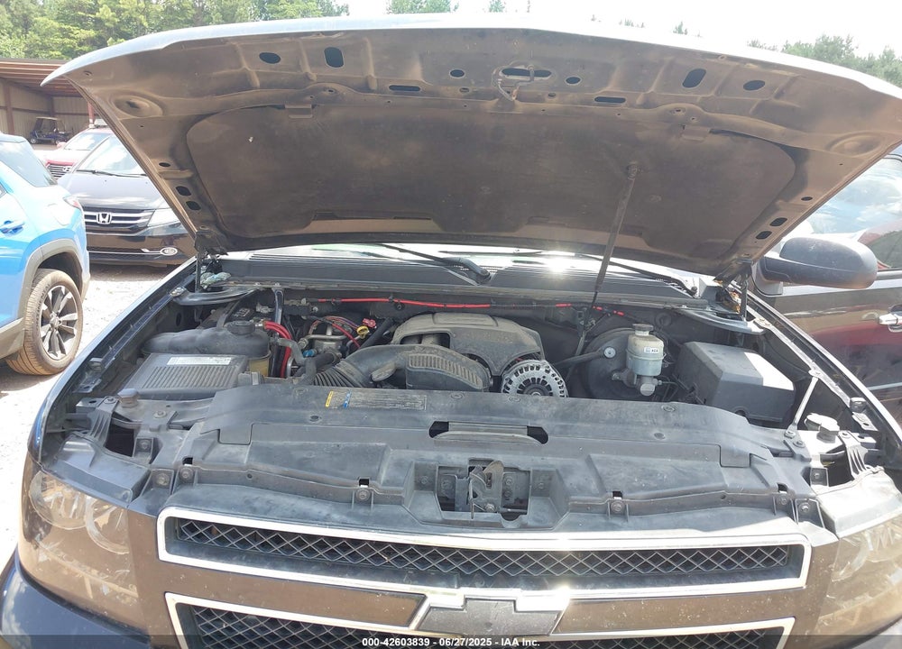 2008 CHEVROLET TAHOE VIN: 1GNFC13C58R105676