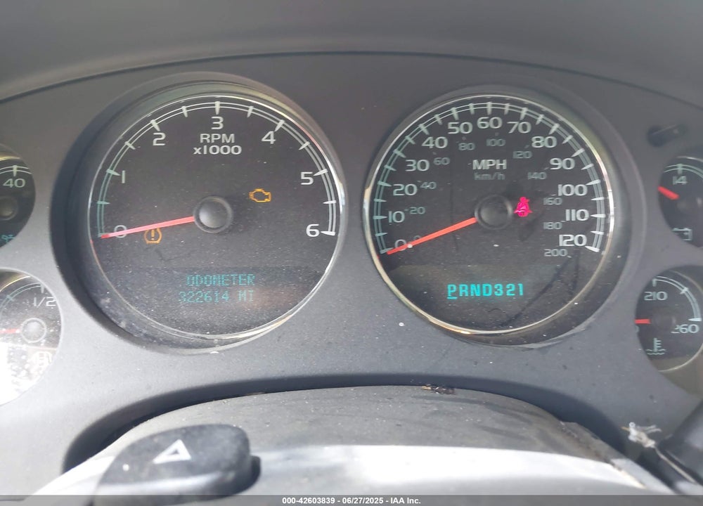 2008 CHEVROLET TAHOE VIN: 1GNFC13C58R105676