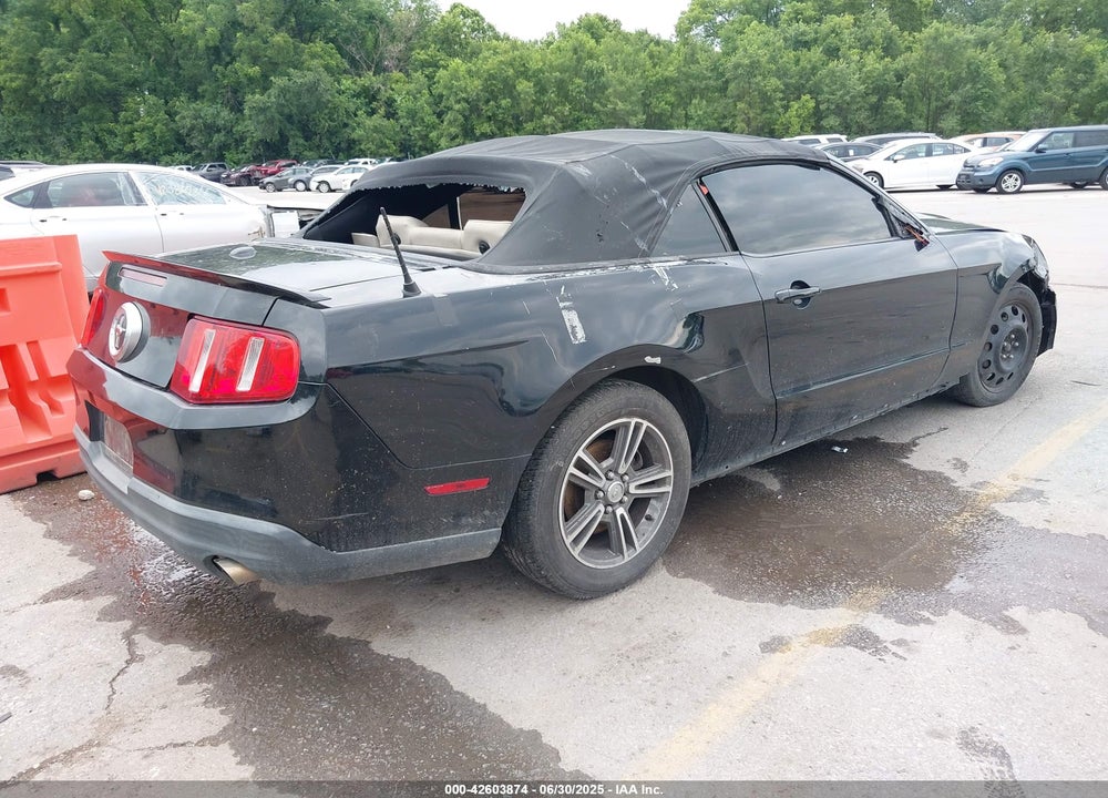 2010 FORD MUSTANG VIN: 1ZVBP8EN2A5106135