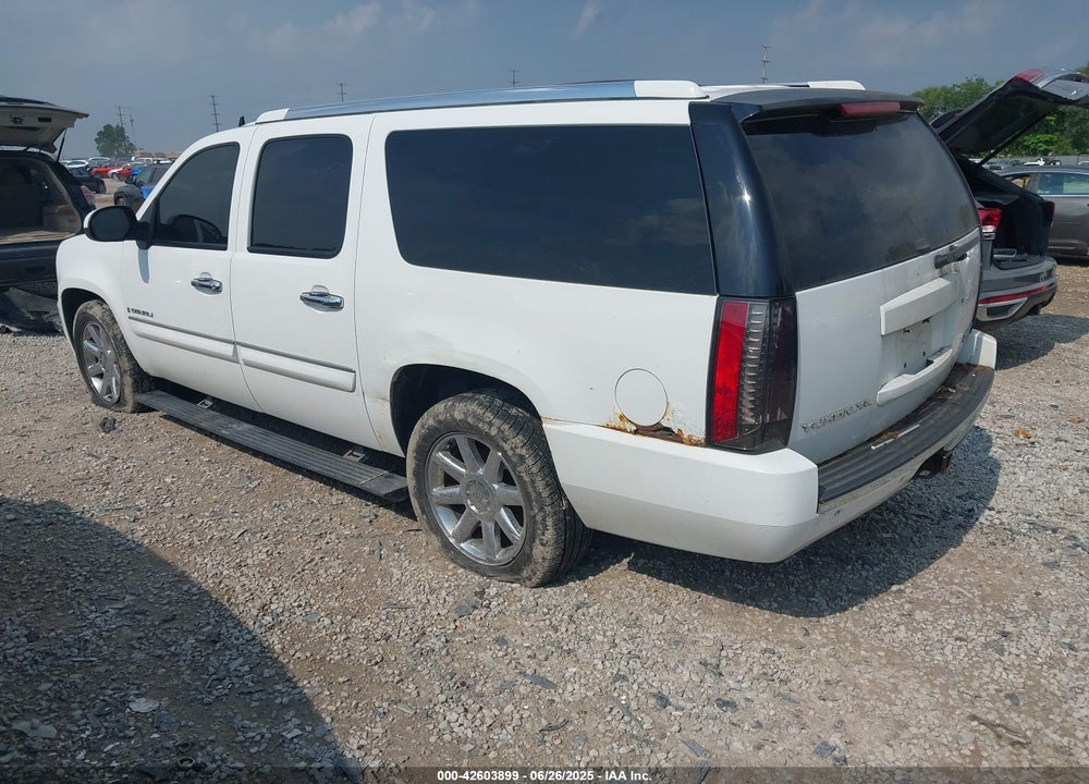 2007 GMC YUKON XL 1500 VIN: 1GKFK668X7J263450