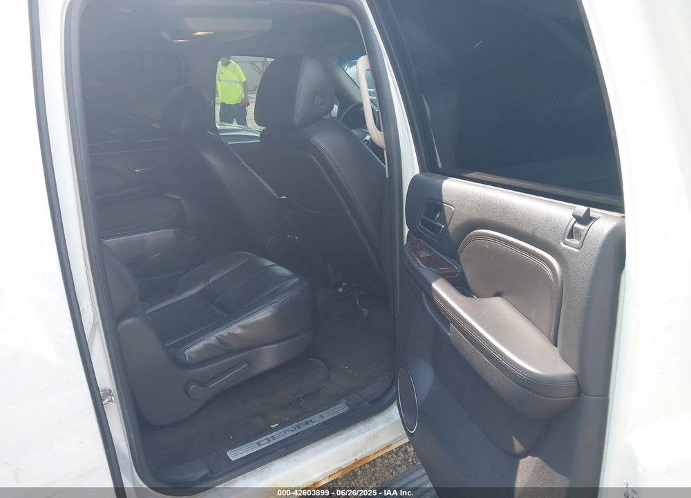 2007 GMC YUKON XL 1500 VIN: 1GKFK668X7J263450