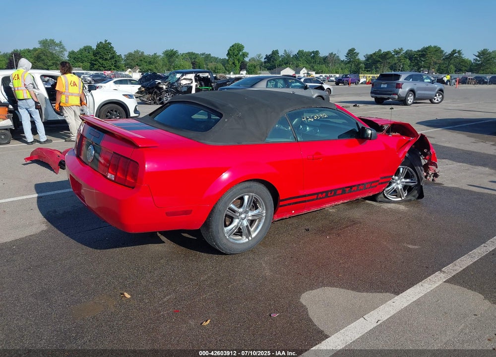2005 FORD MUSTANG VIN: 1ZVFT84N555231280