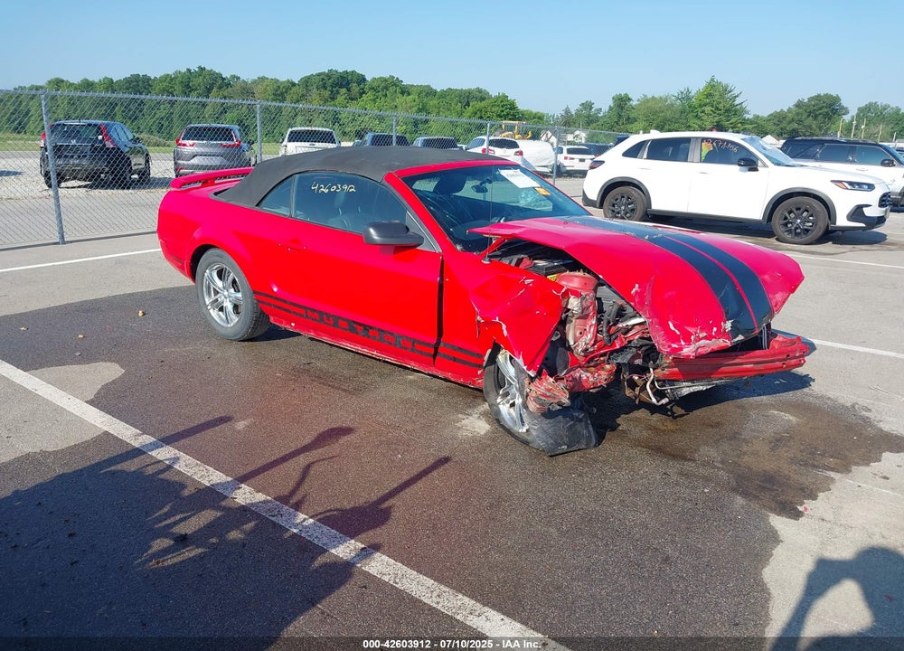 2005 FORD MUSTANG VIN: 1ZVFT84N555231280
