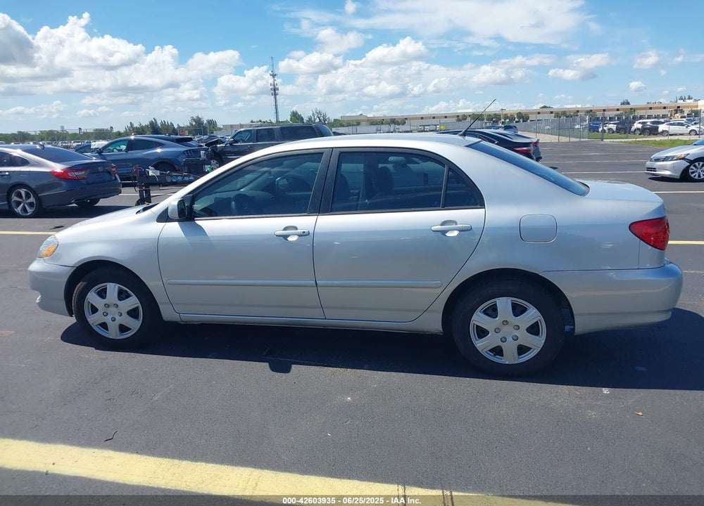2008 TOYOTA COROLLA VIN: 1NXBR32E88Z047124