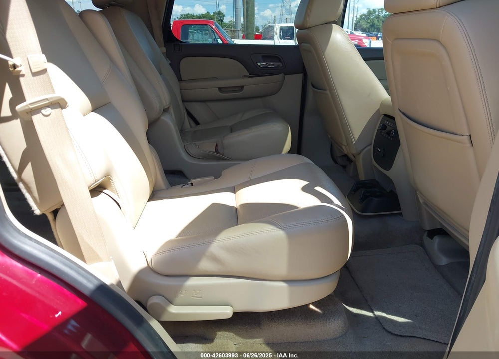 2009 CHEVROLET TAHOE LTZ VIN: 1GNFK33019R134937