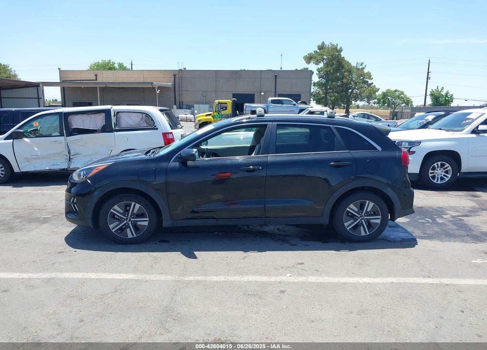 2020 KIA NIRO PLUG-IN HYBRID VIN: KNDCM3LD4L5390755