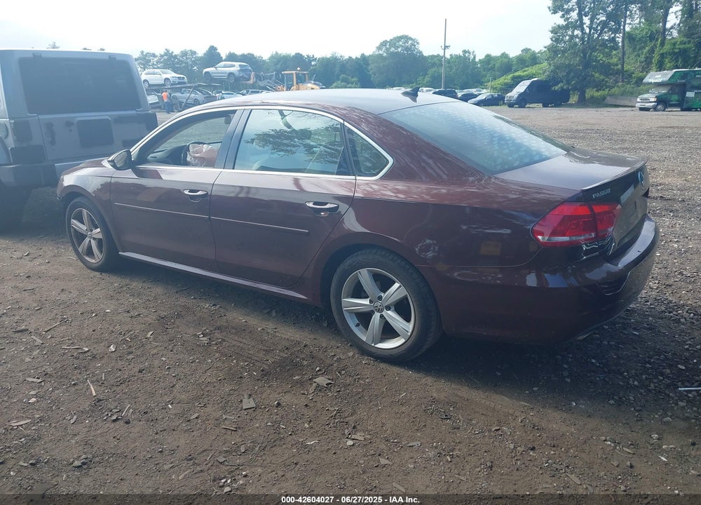 2012 VOLKSWAGEN PASSAT 2.5L SE VIN: 1VWBP7A33CC043835