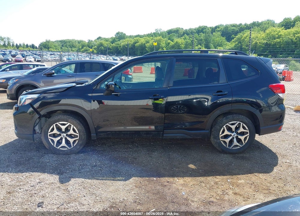 2020 SUBARU FORESTER VIN: JF2SKAJC1LH424456