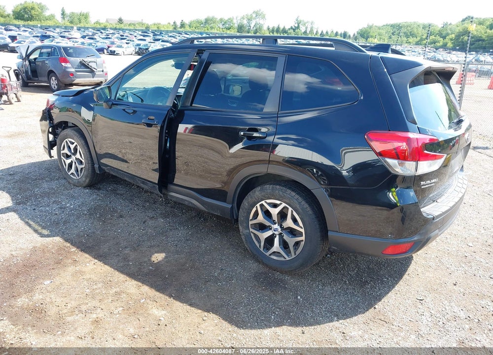 2020 SUBARU FORESTER VIN: JF2SKAJC1LH424456