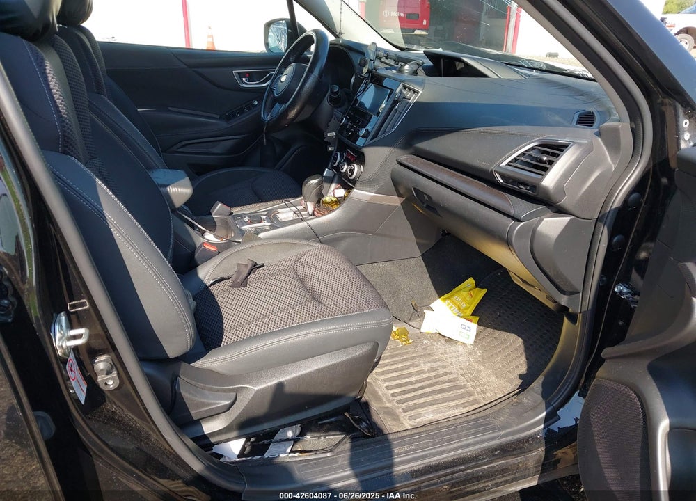 2020 SUBARU FORESTER VIN: JF2SKAJC1LH424456