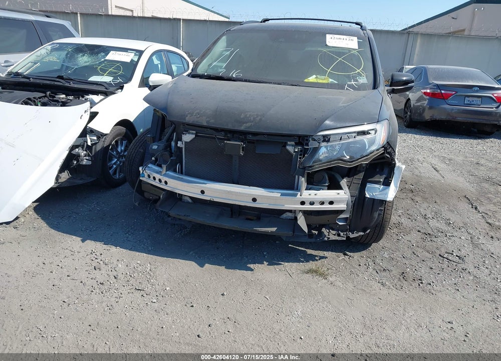 2022 HONDA PILOT VIN: 5FNYF5H24NB011709