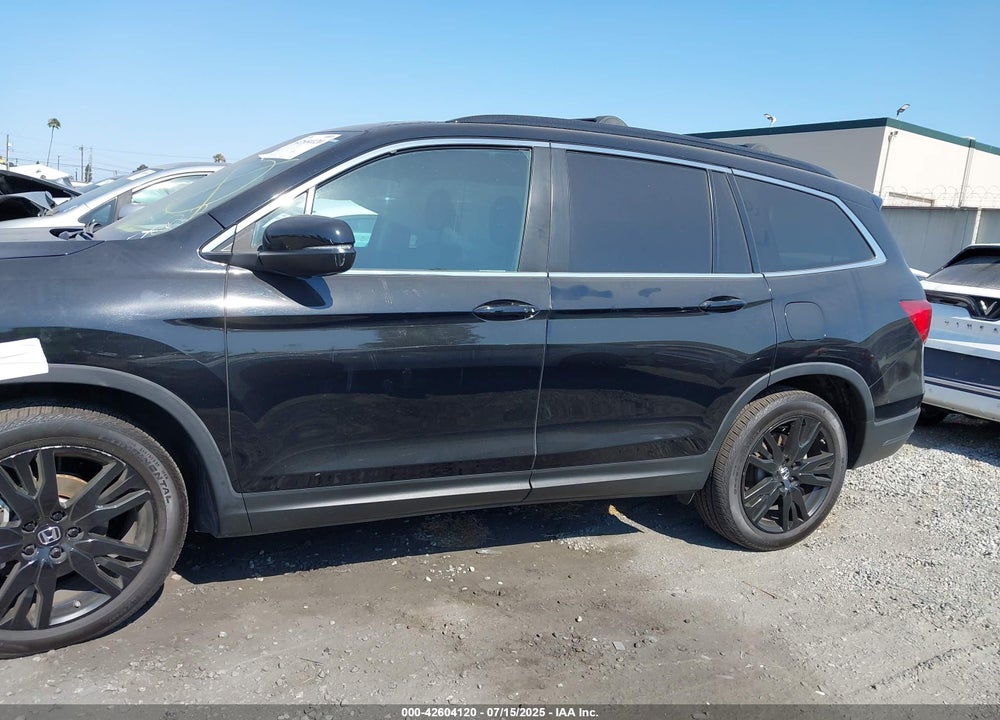 2022 HONDA PILOT VIN: 5FNYF5H24NB011709