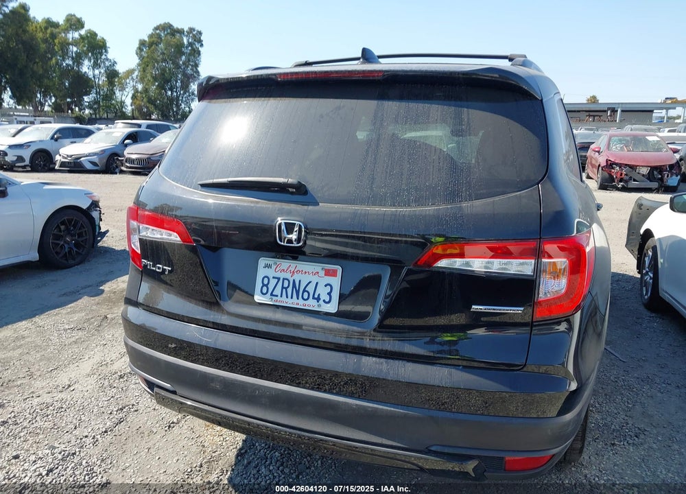 2022 HONDA PILOT VIN: 5FNYF5H24NB011709