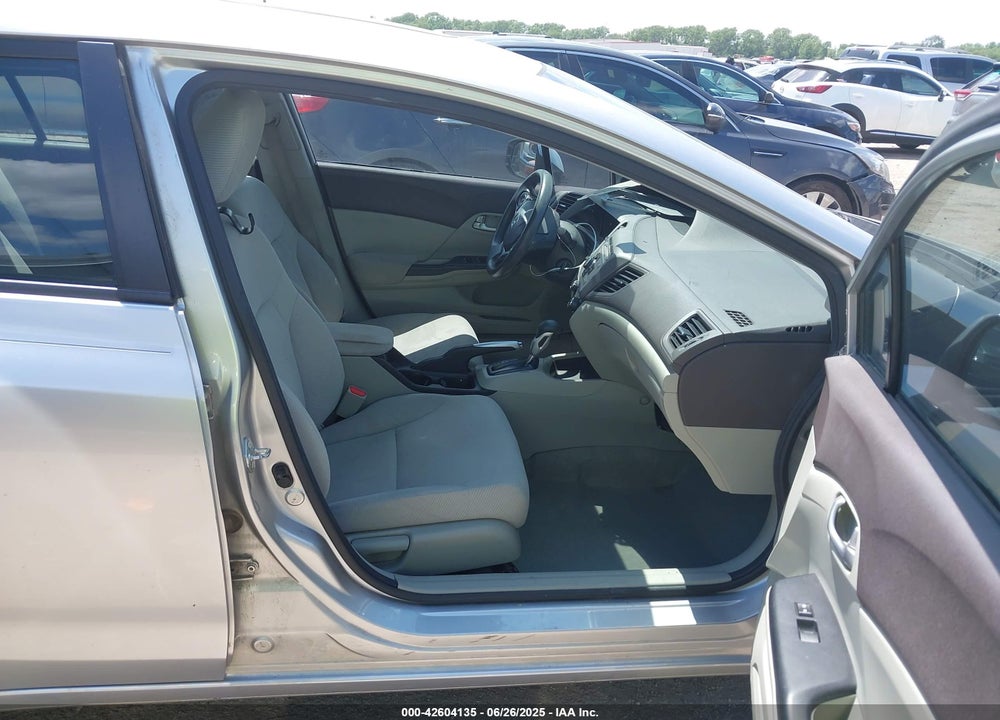 2012 HONDA CIVIC VIN: 2HGFB2F80CH329652