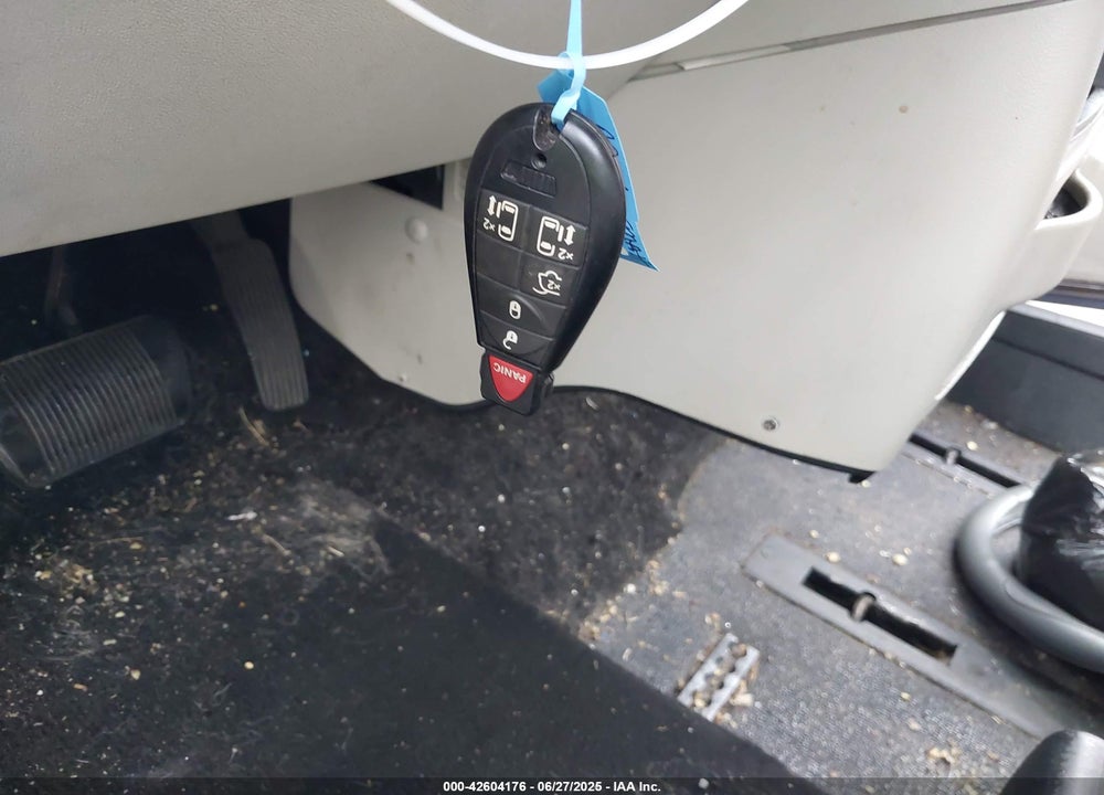 2014 DODGE GRAND CARAVAN SXT VIN: 2C4RDGCG5ER285417