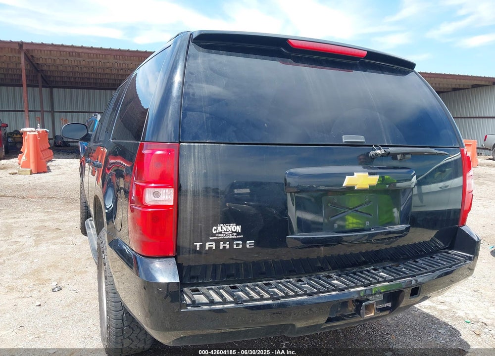 2013 CHEVROLET TAHOE VIN: 1GNSCAE01DR143918