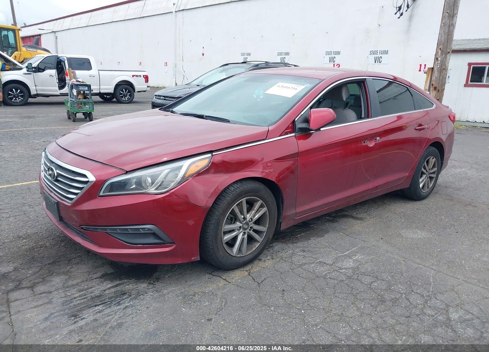 2015 HYUNDAI SONATA SE VIN: 5NPE24AF8FH245859