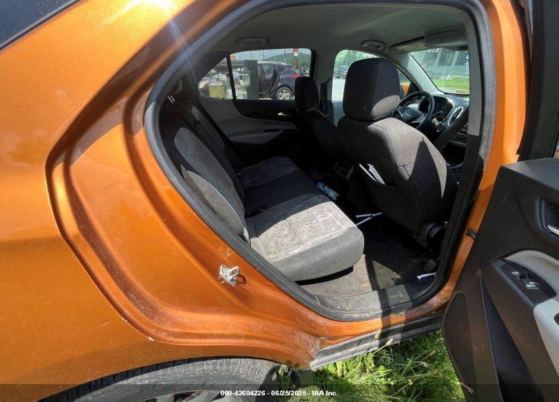 2018 CHEVROLET EQUINOX VIN: 2GNAXSEV1J6177902