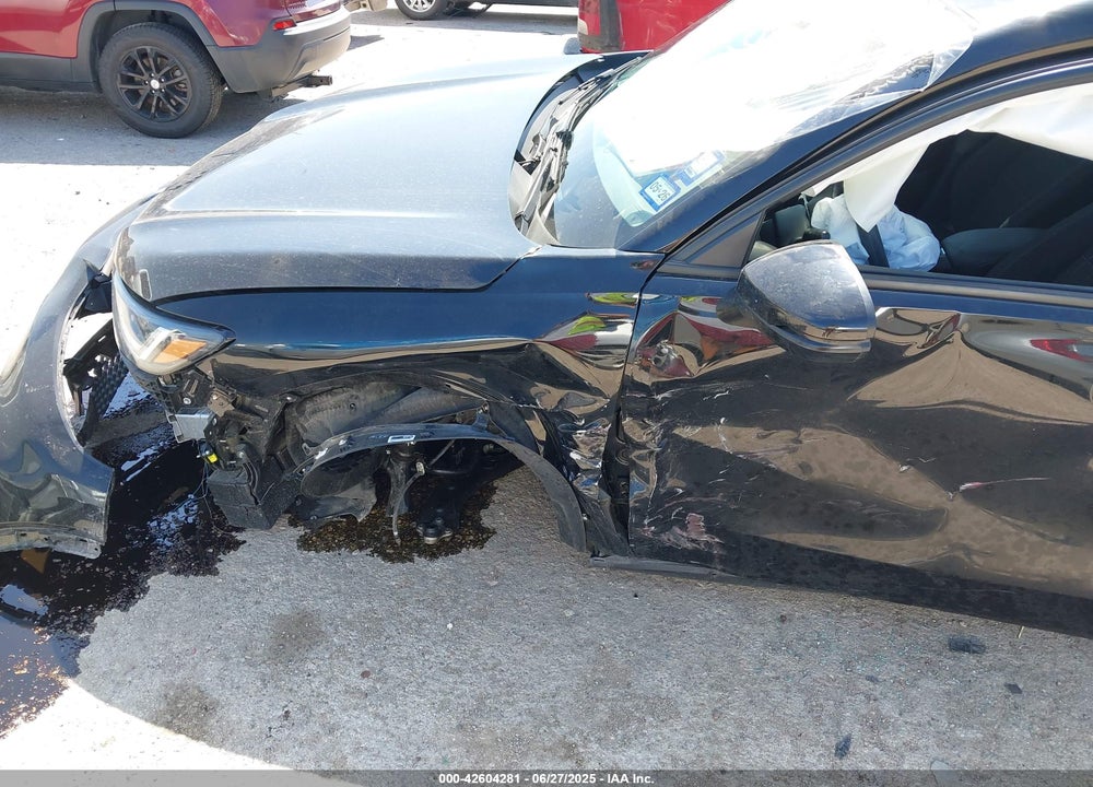 2025 HONDA HR-V VIN: 3CZRZ1H3XSM701463