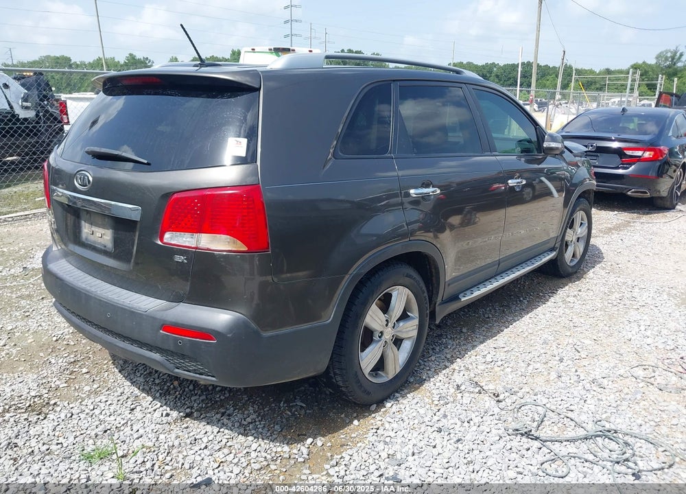 2012 KIA SORENTO VIN: 5XYKU4A69CG276943