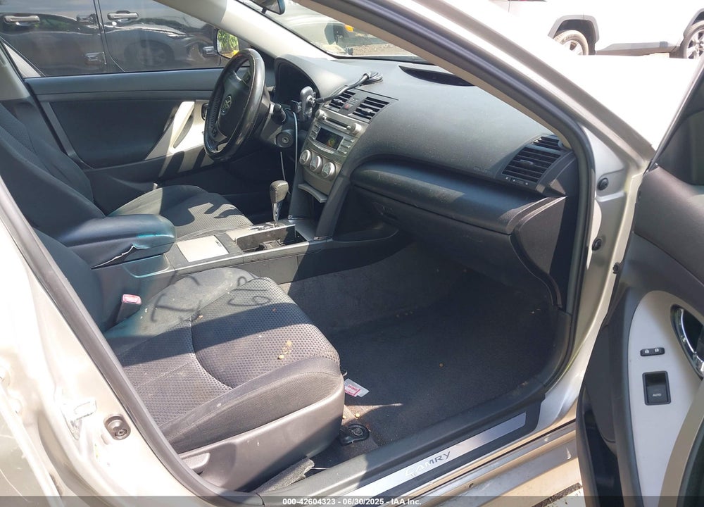 2011 TOYOTA CAMRY SE VIN: 4T1BF3EK1BU136972