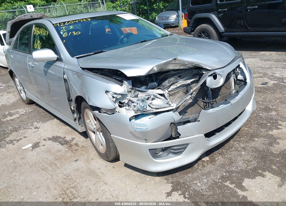 2011 TOYOTA CAMRY SE VIN: 4T1BF3EK1BU136972