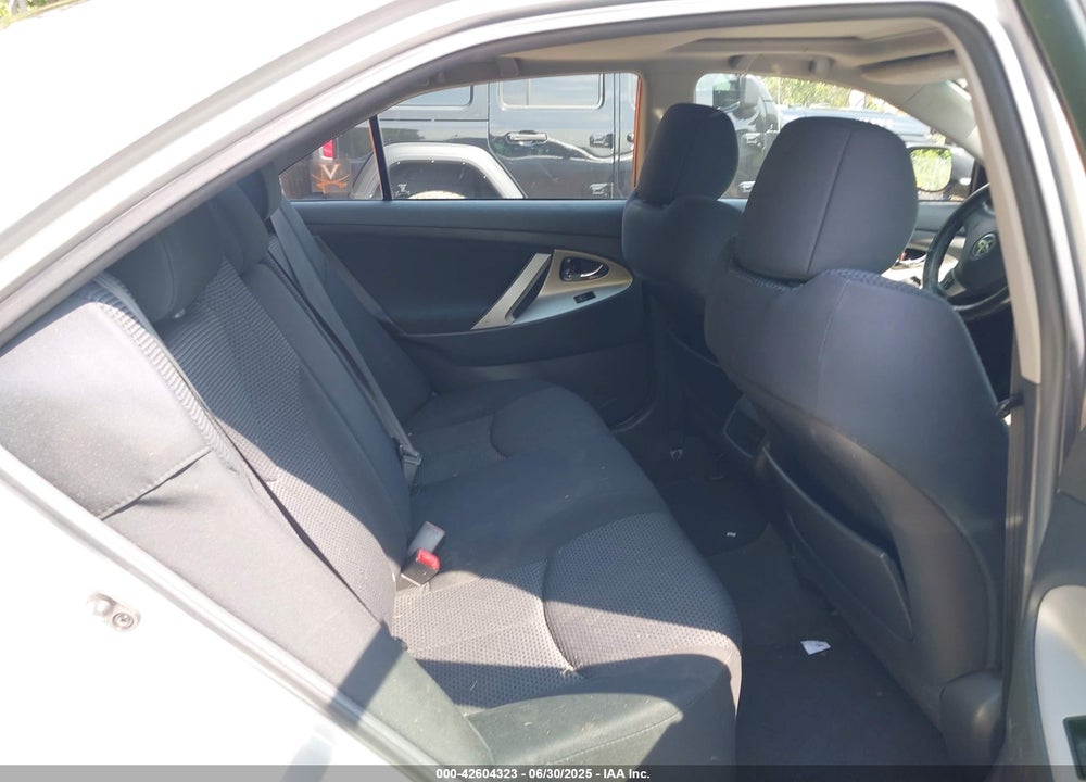 2011 TOYOTA CAMRY SE VIN: 4T1BF3EK1BU136972