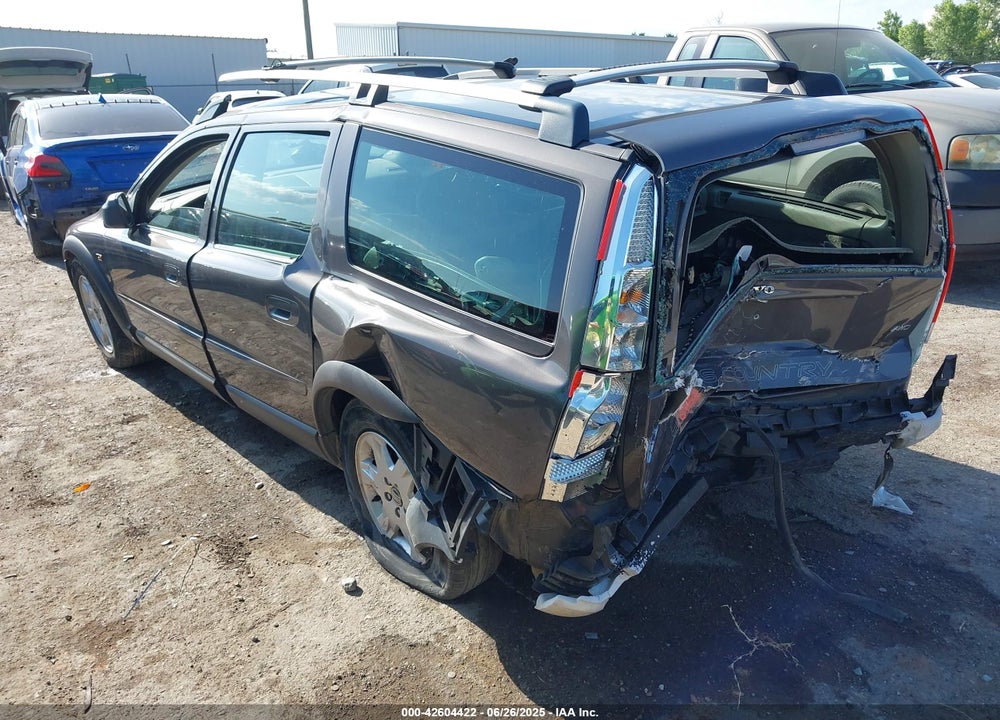 2005 VOLVO XC70 2.5T AWD VIN: YV1SZ592851201530