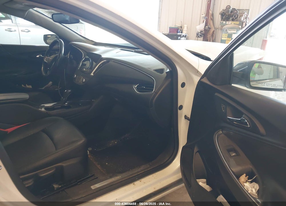 2019 CHEVROLET MALIBU VIN: 1G1ZD5ST8KF124929