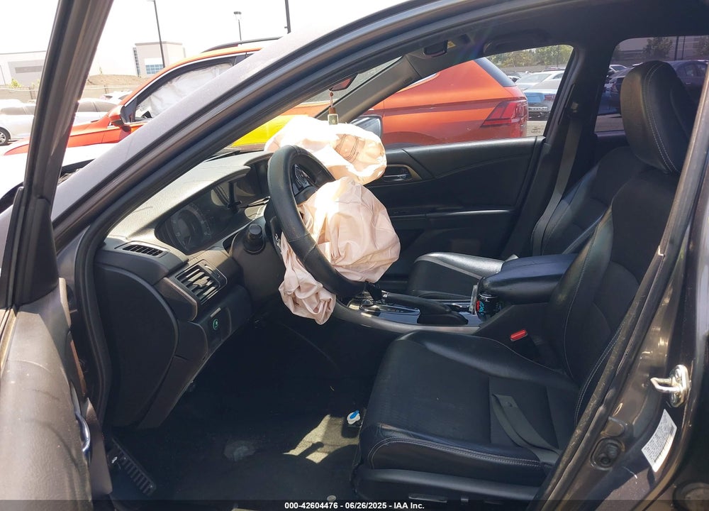 2016 HONDA ACCORD VIN: 1HGCR2F50GA169040
