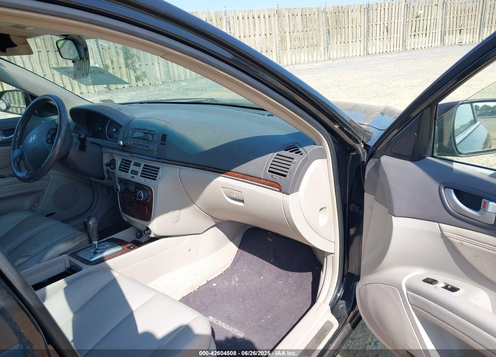 2008 HYUNDAI SONATA VIN: 5NPEU46C28H363210