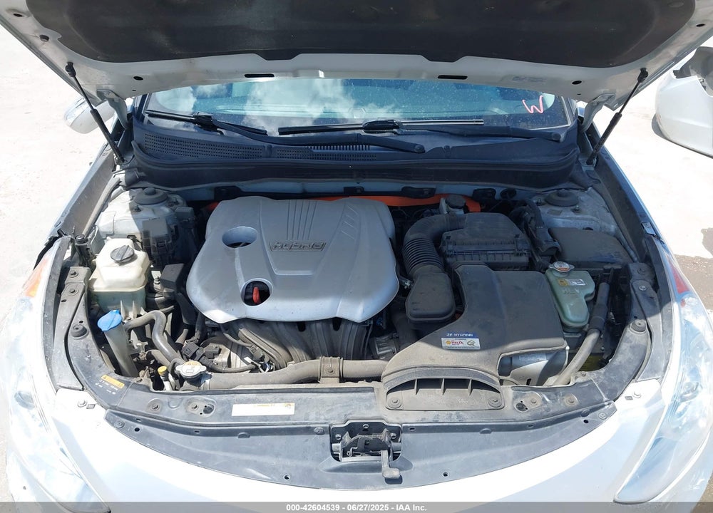 2015 HYUNDAI SONATA HYBRID VIN: KMHEC4A4XFA138357