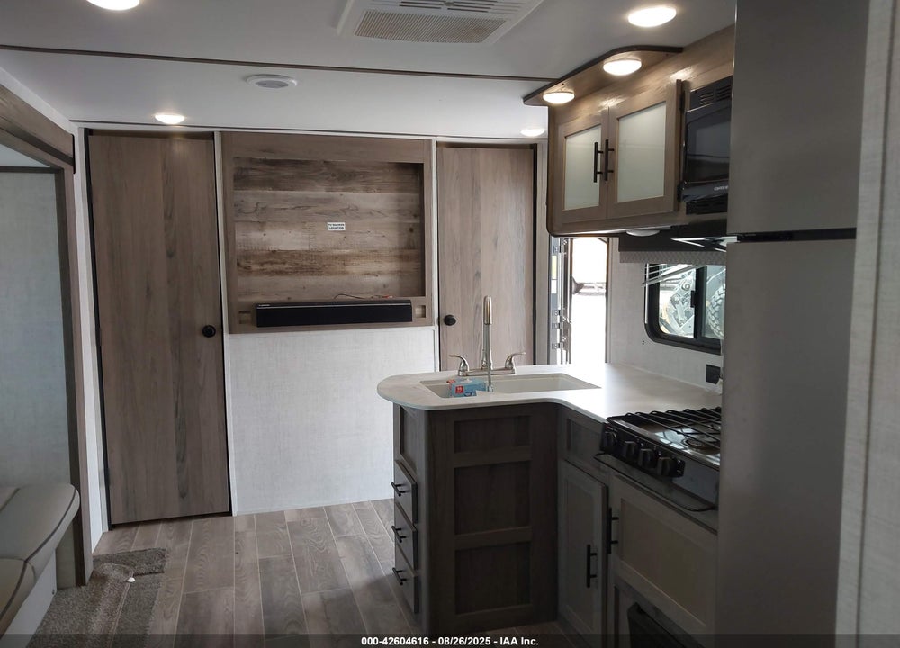 2023 GULFSTREAM KINGSPORT VIN: 1NL1G3321P1160742