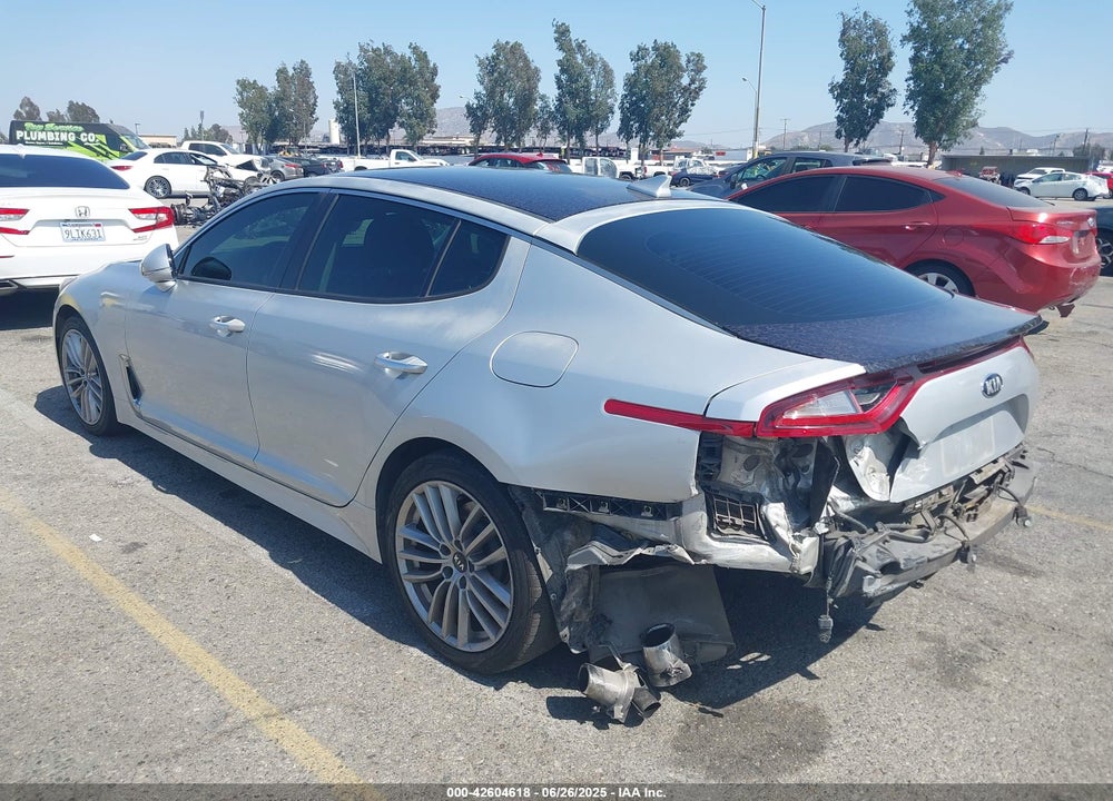 2018 KIA STINGER VIN: KNAE15LAXJ6011412