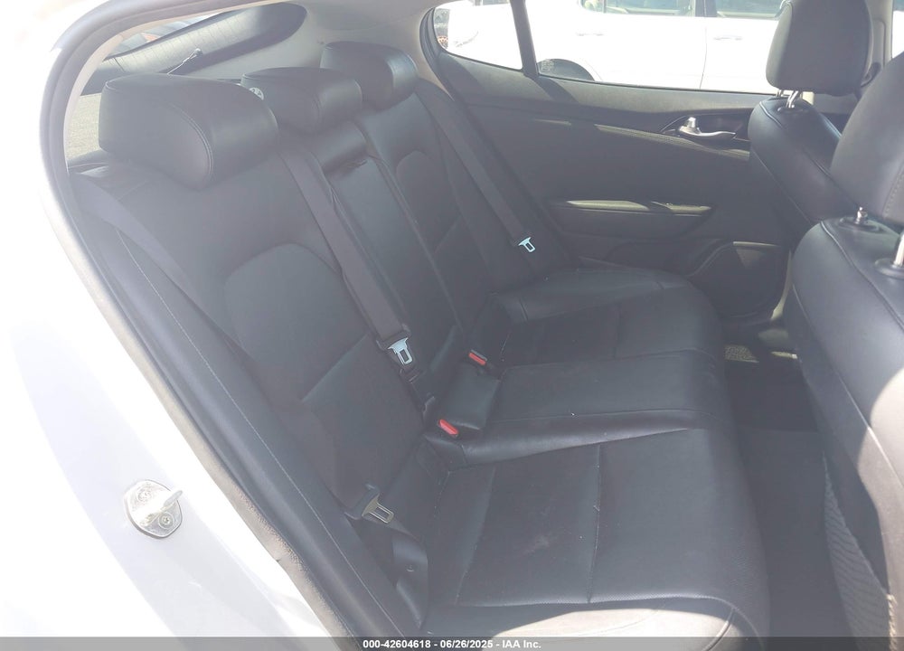 2018 KIA STINGER VIN: KNAE15LAXJ6011412