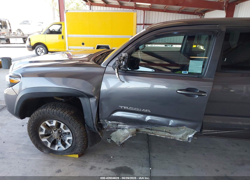 2017 TOYOTA TACOMA VIN: 5TFCZ5AN1HX066022