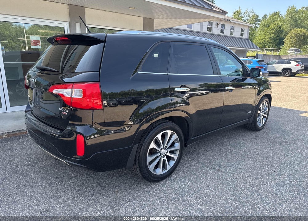 2014 KIA SORENTO VIN: 5XYKWDA74EG544240